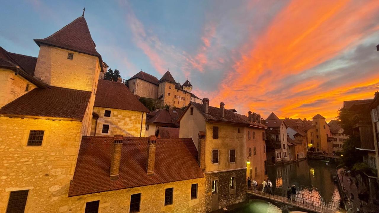 Les Suites D'Anniciaca - Hyper Centre Avec Vue Sur Le Chateau Annecy Exteriör bild